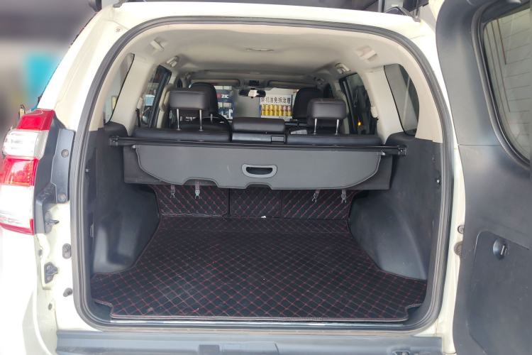 Used Toyota Prado 2016 3.5L Automatic TX-L Trunk