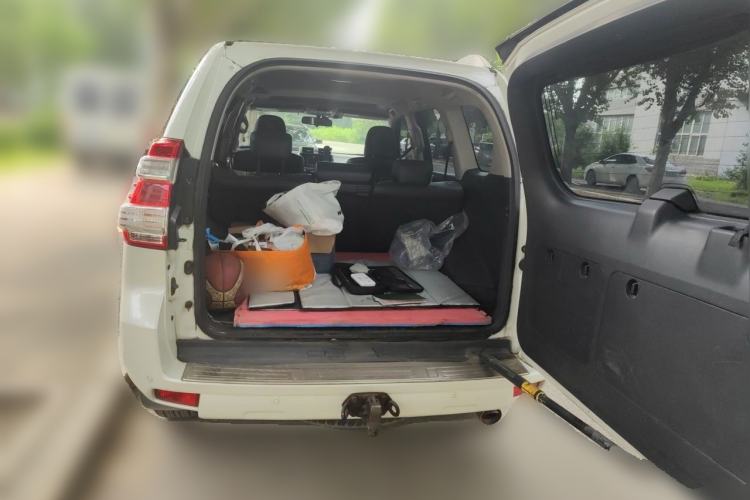 Used Toyota Prado 2016 2.7L Automatic Standard Edition Trunk