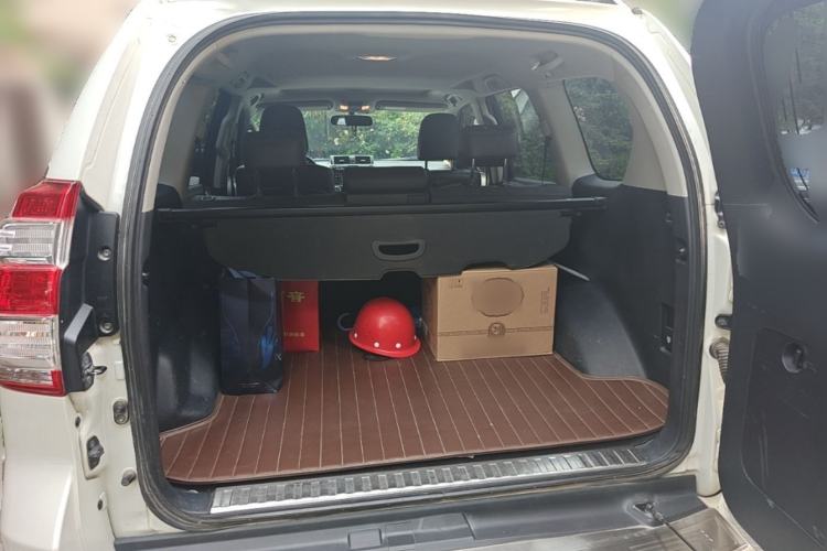 Used Toyota Prado 2016 3.5L Automatic TX-L Trunk