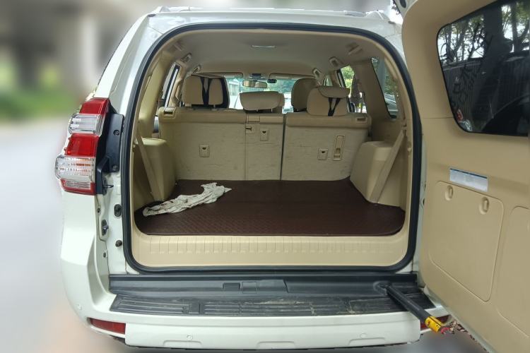 Used Toyota Prado  Trunk