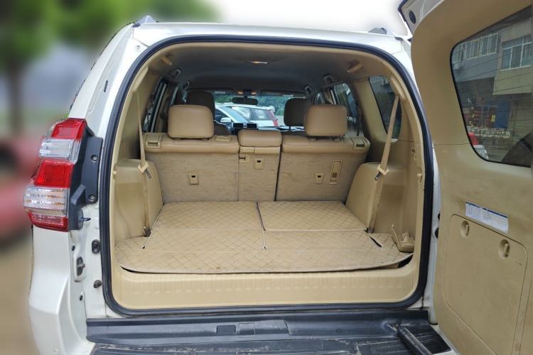 Used Toyota Prado 2016 2700 TX 7-Seater Middle East Version Trunk