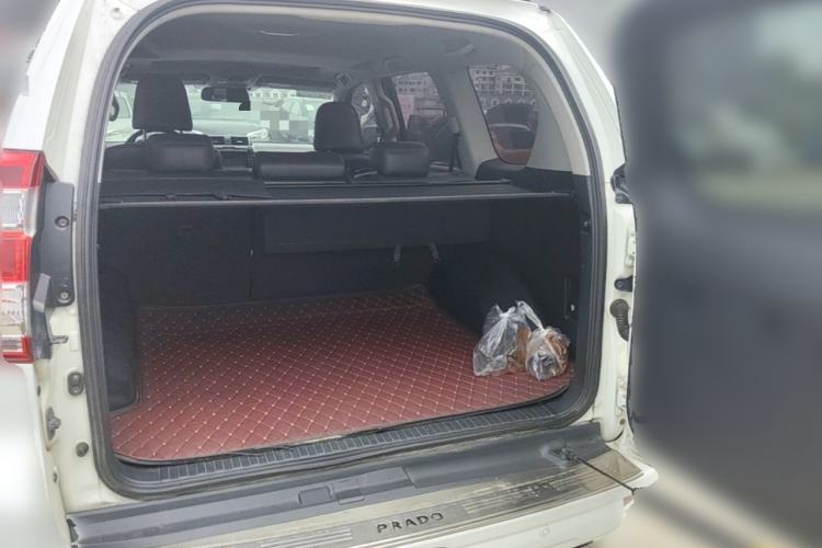 Used Toyota Prado 2016 3.5L Automatic TX-L Trunk