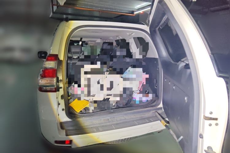 Used Toyota Prado 2016 2.7L Automatic Standard Edition Trunk