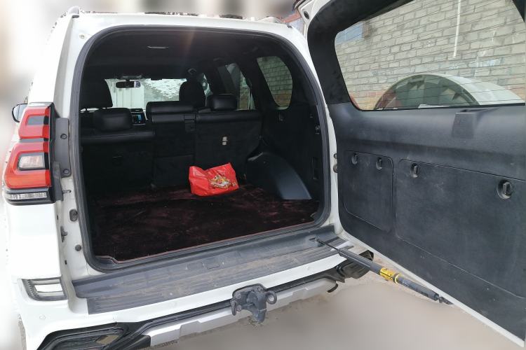 Used Toyota Prado 2016 3.5L Automatic TX-L Trunk
