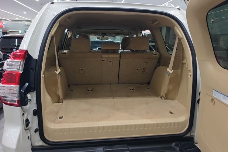Used Toyota Prado 2016 2700 TX 7-Seater Middle East Version Trunk