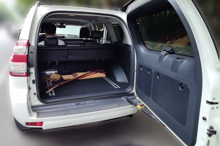 Used Toyota Prado 2016 3.5L Automatic TX-L Trunk