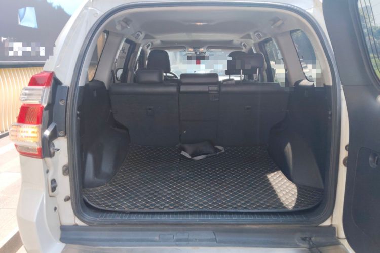 Used Toyota Prado 2016 2.7L Automatic Standard Edition Trunk