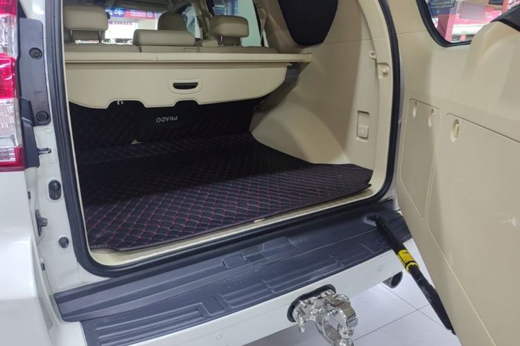 Used Toyota Prado 2016 3.5L Automatic TX-L Trunk