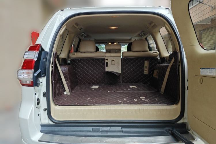 Used Toyota Prado 2016 2700 TX 7-Seater Middle East Version Trunk