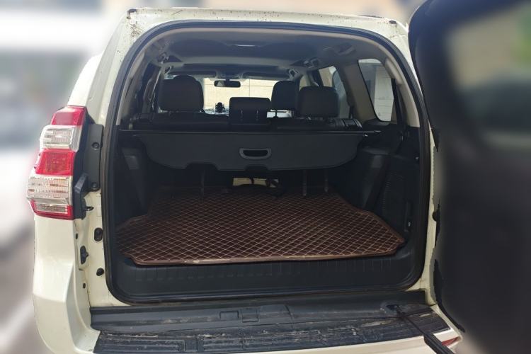 Used Toyota Prado  Trunk