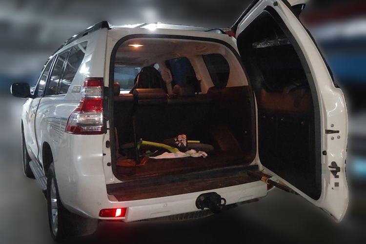Used Toyota Prado 2016 2.7L Automatic Standard Edition Trunk