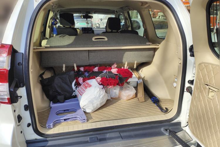 Used Toyota Prado 2016 2.7L Automatic Standard Edition Trunk