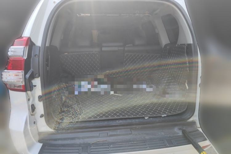 Used Toyota Prado 2016 2.7L Automatic Standard Edition Trunk