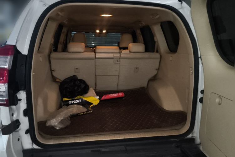Used Toyota Prado 2016 3.5L Automatic TX-L Trunk