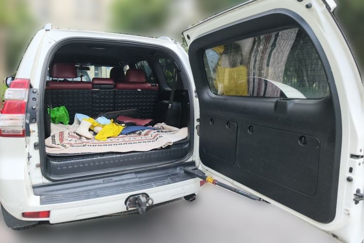 Used Toyota Prado  Trunk