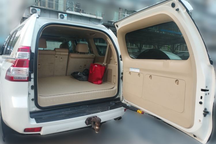 Used Toyota Prado  Trunk