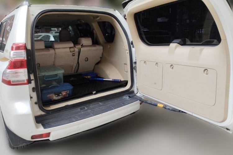 Used Toyota Prado 2016 3.5L Automatic TX-L Trunk