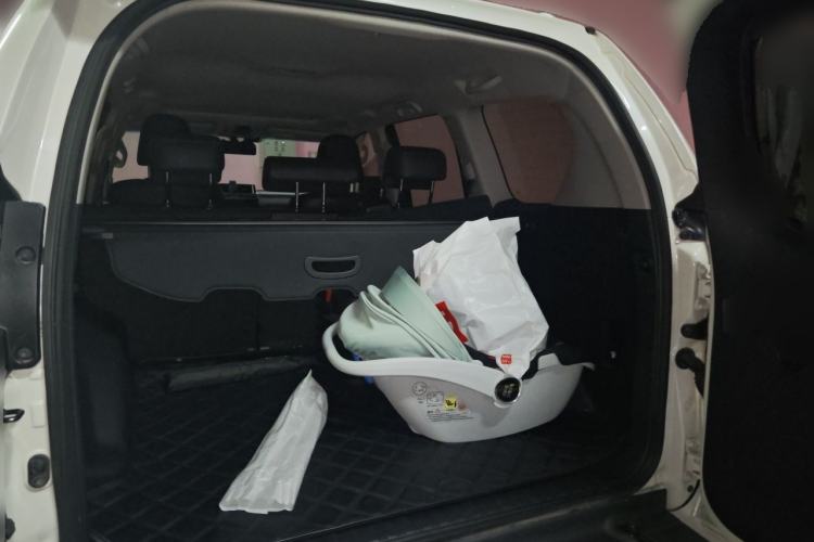 Used Toyota Prado 2016 2.7L Automatic Standard Edition Trunk