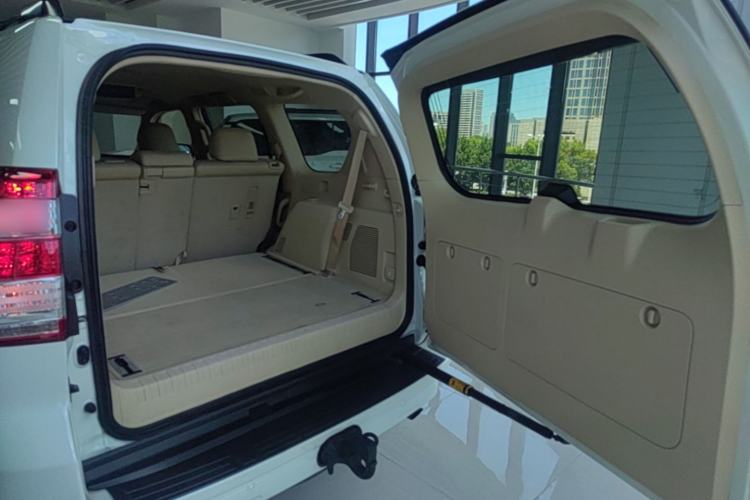 Used Toyota Prado 2016 3.5L Automatic TX-L NAVI Trunk