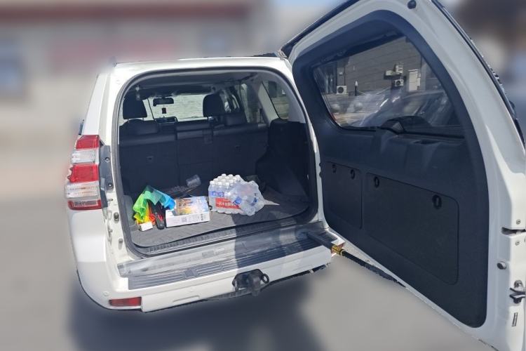 Used Toyota Prado 2016 2.7L Automatic Standard Edition Trunk
