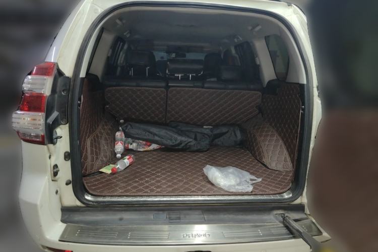 Used Toyota Prado 2016 3.5L Automatic TX-L Trunk