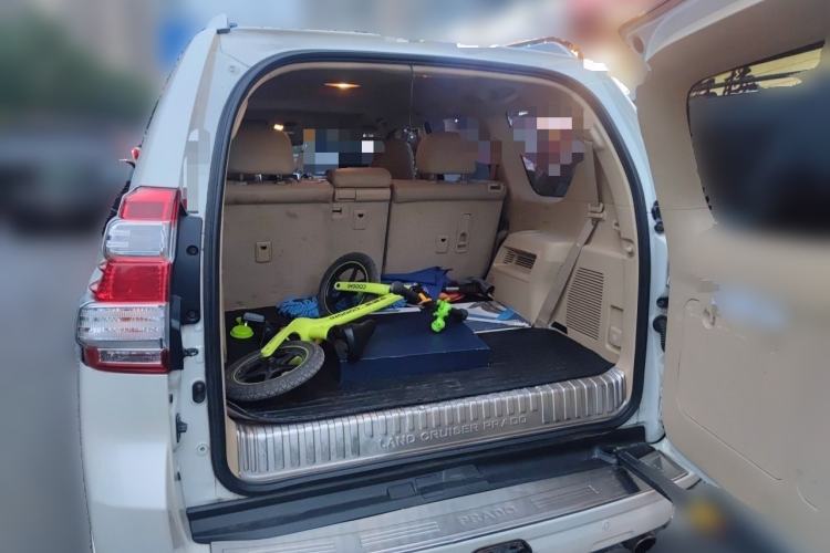 Used Toyota Prado  Trunk