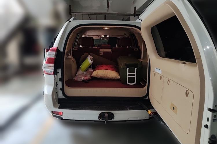 Used Toyota Prado  Trunk