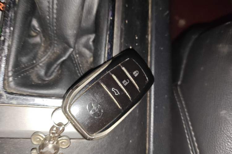 Used Toyota Prado 2016 2.7L Automatic Standard Edition Vehicle Key