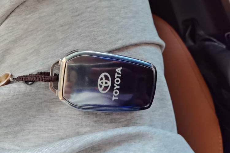 Used Toyota Prado 2016 2.7L Automatic Standard Edition Vehicle Key