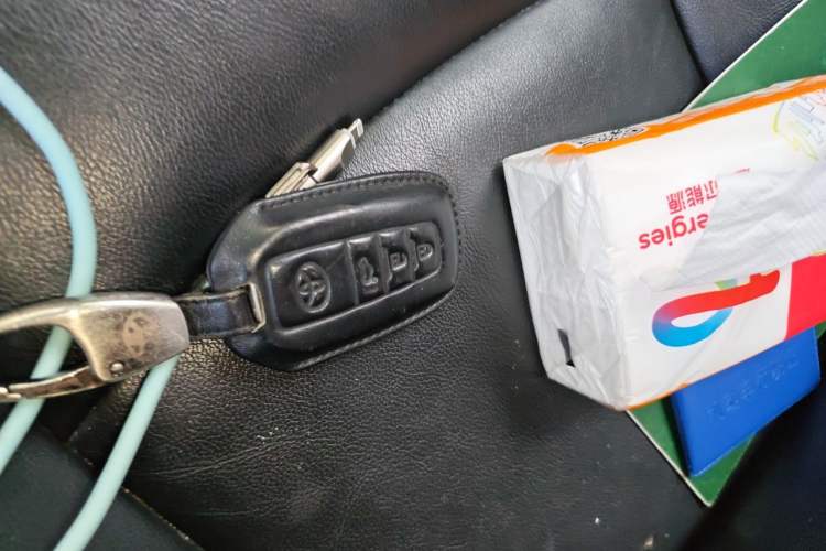 Used Toyota Prado 2016 2.7L Automatic Standard Edition Vehicle Key