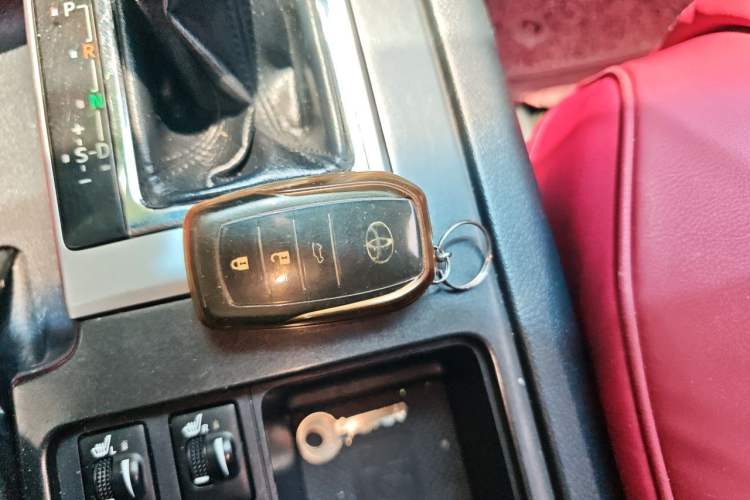 Used Toyota Prado 2016 2.7L Automatic Standard Edition Vehicle Key
