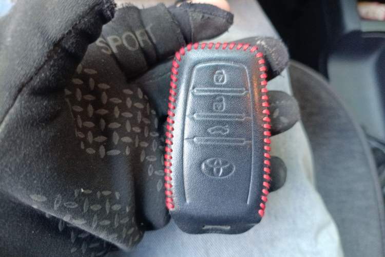 Used Toyota Prado 2016 2.7L Automatic Standard Edition Vehicle Key