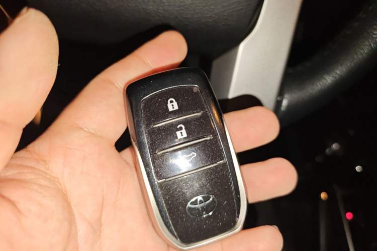 Used Toyota Prado 2016 2.7L Automatic Standard Edition Vehicle Key