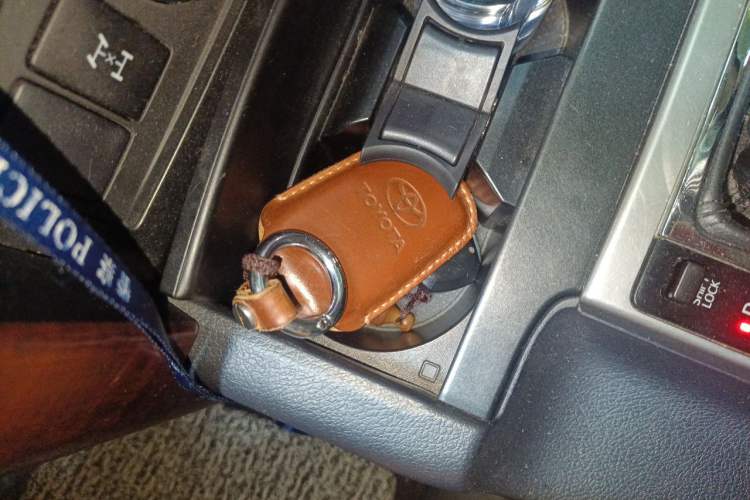 Used Toyota Prado 2016 3.5L Automatic TX-L Vehicle Key