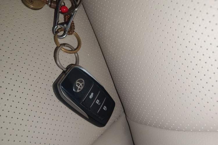 Used Toyota Prado  Vehicle Key