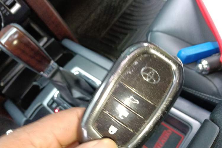 Used Toyota Prado 2016 3.5L Automatic VX NAVI Vehicle Key