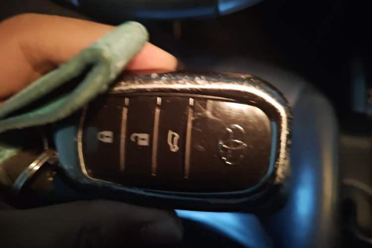 Used Toyota Prado 2016 2.7L Automatic Luxury Edition Vehicle Key