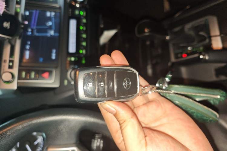 Used Toyota Prado 2016 2.7L Automatic Luxury Edition Vehicle Key