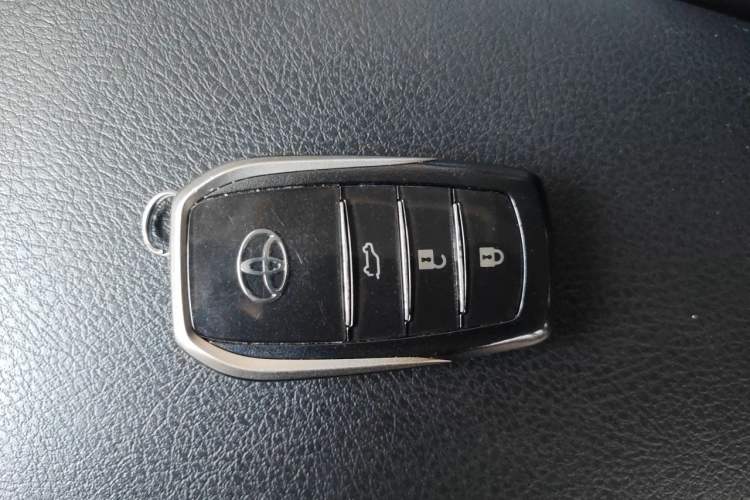 Used Toyota Prado 2016 2.7L Automatic Standard Edition Vehicle Key