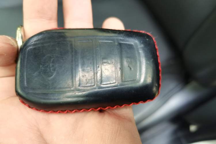 Used Toyota Prado 2016 2.7L Automatic Standard Edition Vehicle Key