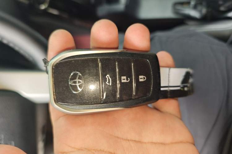 Used Toyota Prado 2016 2.7L Automatic Standard Edition Vehicle Key