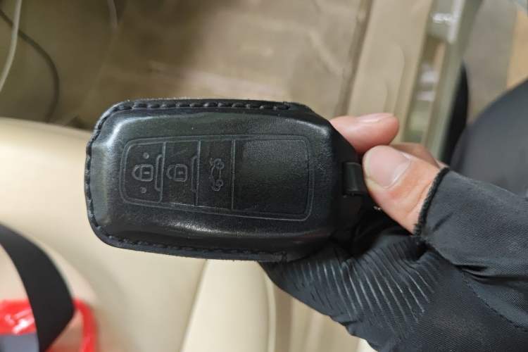 Used Toyota Prado 2016 3.5L Automatic VX NAVI Vehicle Key