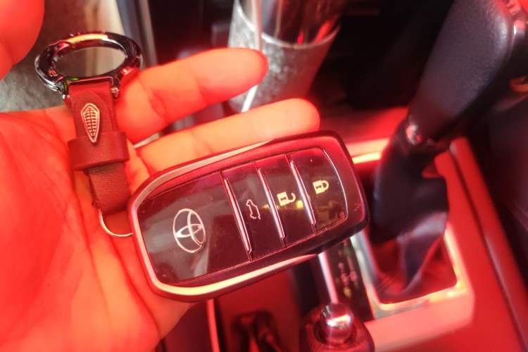 Used Toyota Prado 2016 2.7L Automatic Standard Edition Vehicle Key