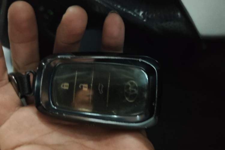 Used Toyota Prado 2016 2.7L Automatic Standard Edition Vehicle Key