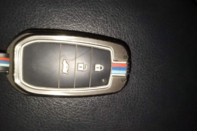 Used Toyota Prado 2016 2.7L Automatic Luxury Edition Vehicle Key