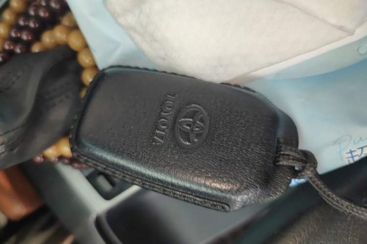 Used Toyota Prado 2016 2.7L Automatic Standard Edition Vehicle Key