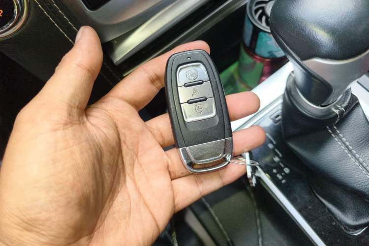 Used Toyota Prado  Vehicle Key