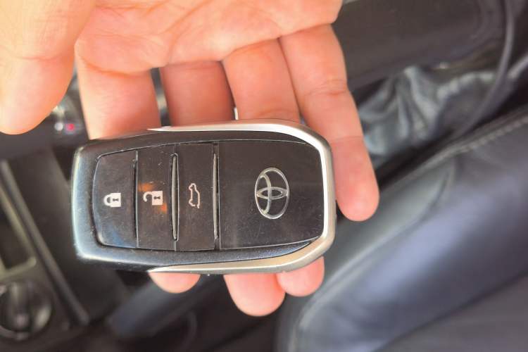 Used Toyota Prado 2016 2.7L Automatic Standard Edition Vehicle Key