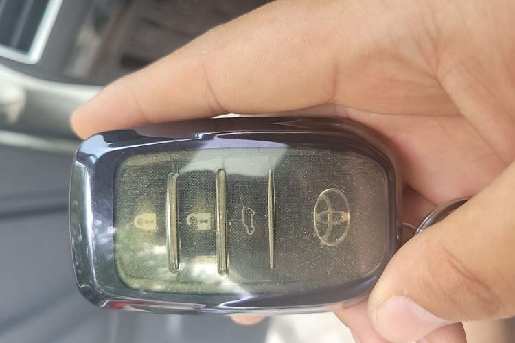 Used Toyota Prado 2016 2.7L Automatic Standard Edition Vehicle Key
