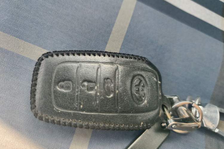 Used Toyota Prado 2016 2.7L Automatic Standard Edition Vehicle Key